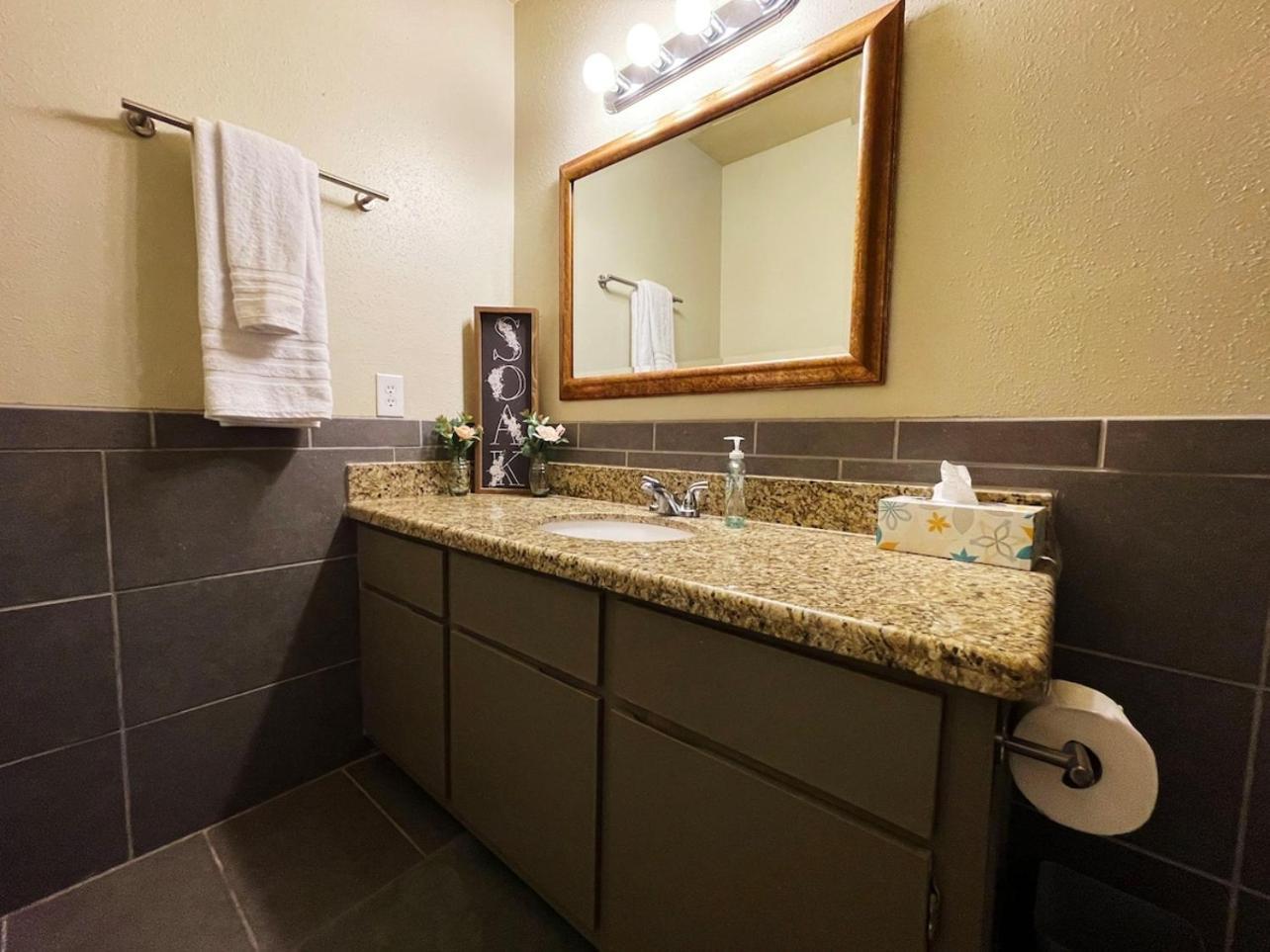 Brilliant & Beautiful Bnb Apartment! B College Station Exterior foto